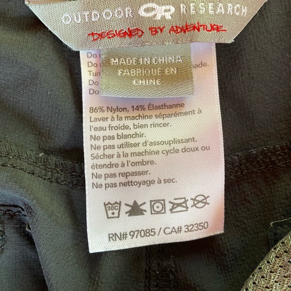 Women’s Outdoor Research long black shorts.  Size 4 - Picture 5 of 7